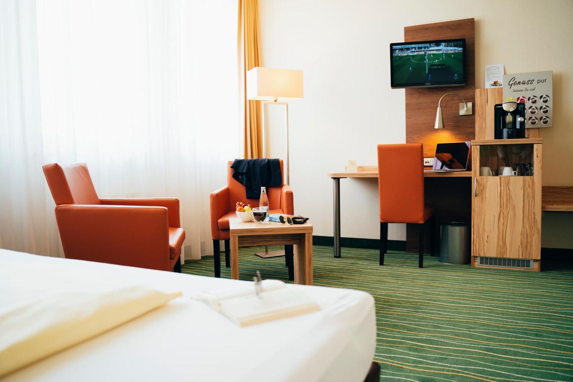 Business & Conference Sporthotel Großwallstadt מראה חיצוני תמונה