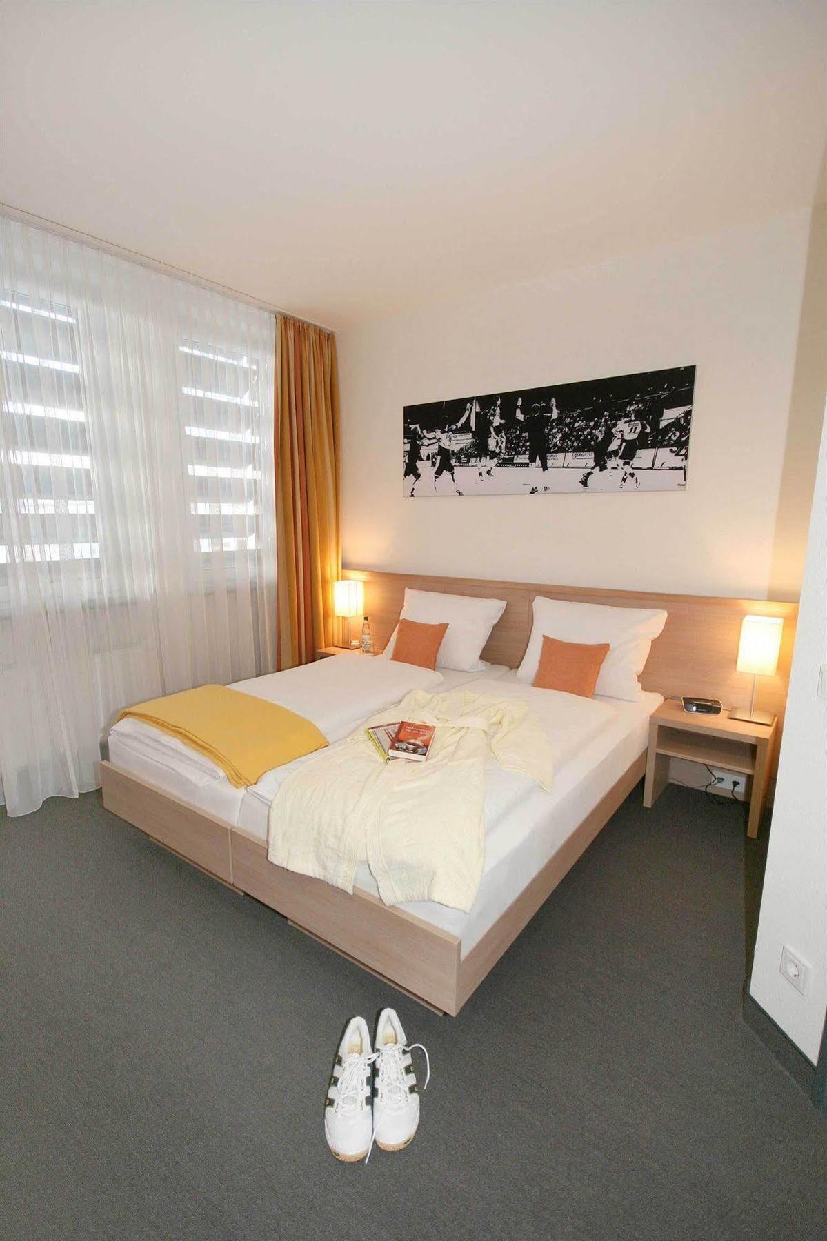 Business & Conference Sporthotel Großwallstadt מראה חיצוני תמונה