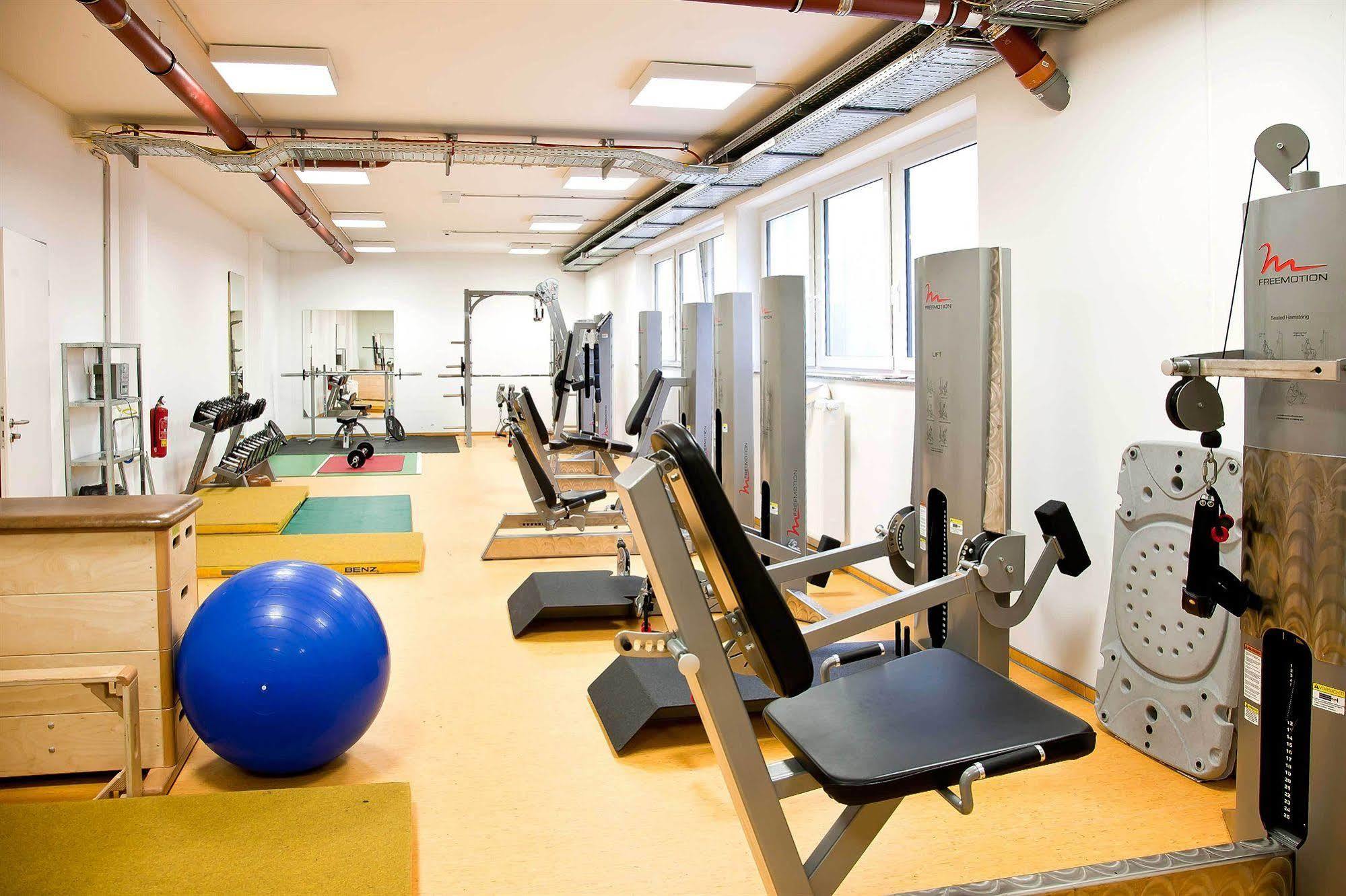 Business & Conference Sporthotel Großwallstadt מראה חיצוני תמונה